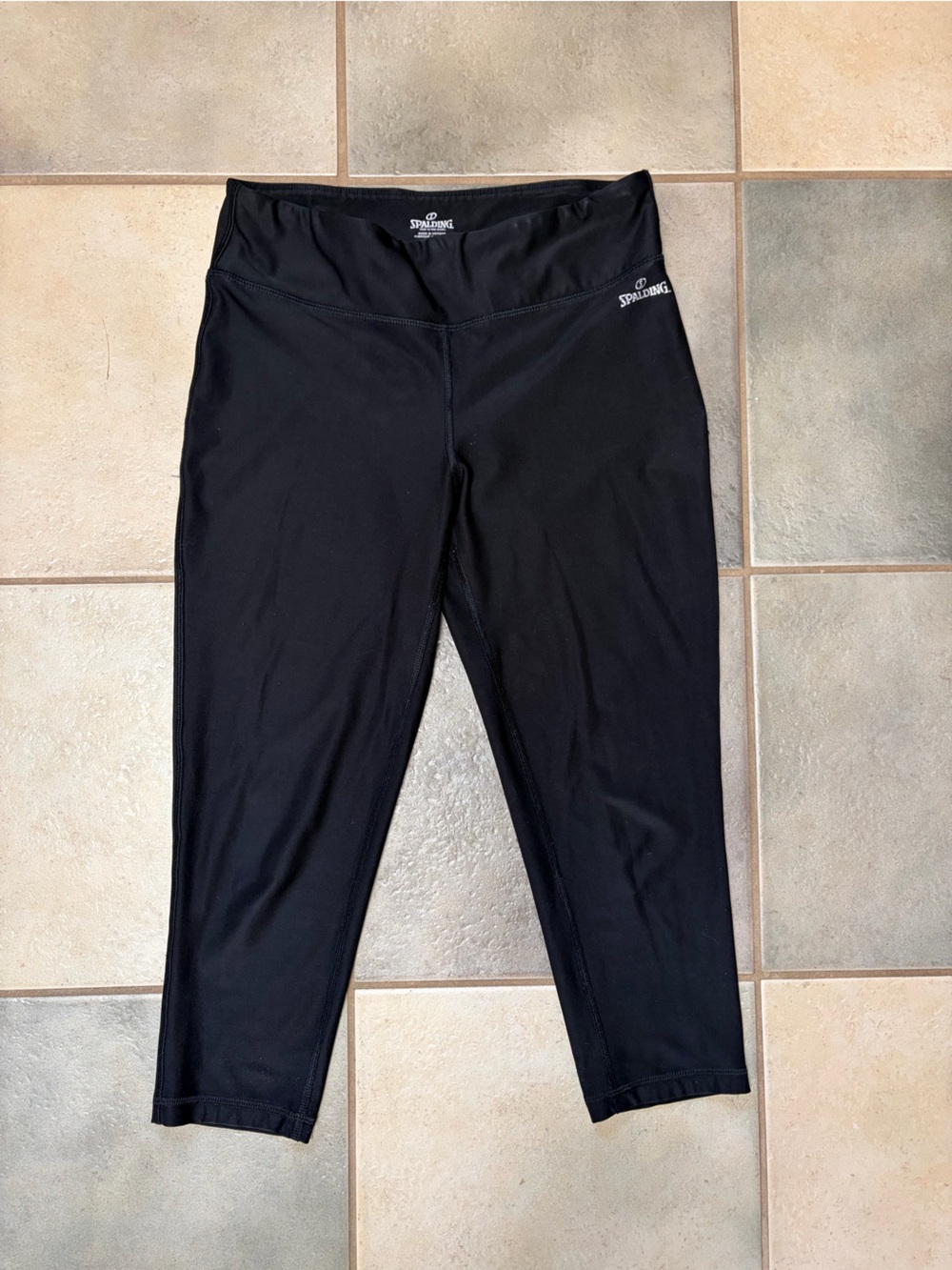 Spalding Black Women’s Performance Cropped Leggings